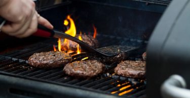 Does Grilling Hamburgers reduce calories